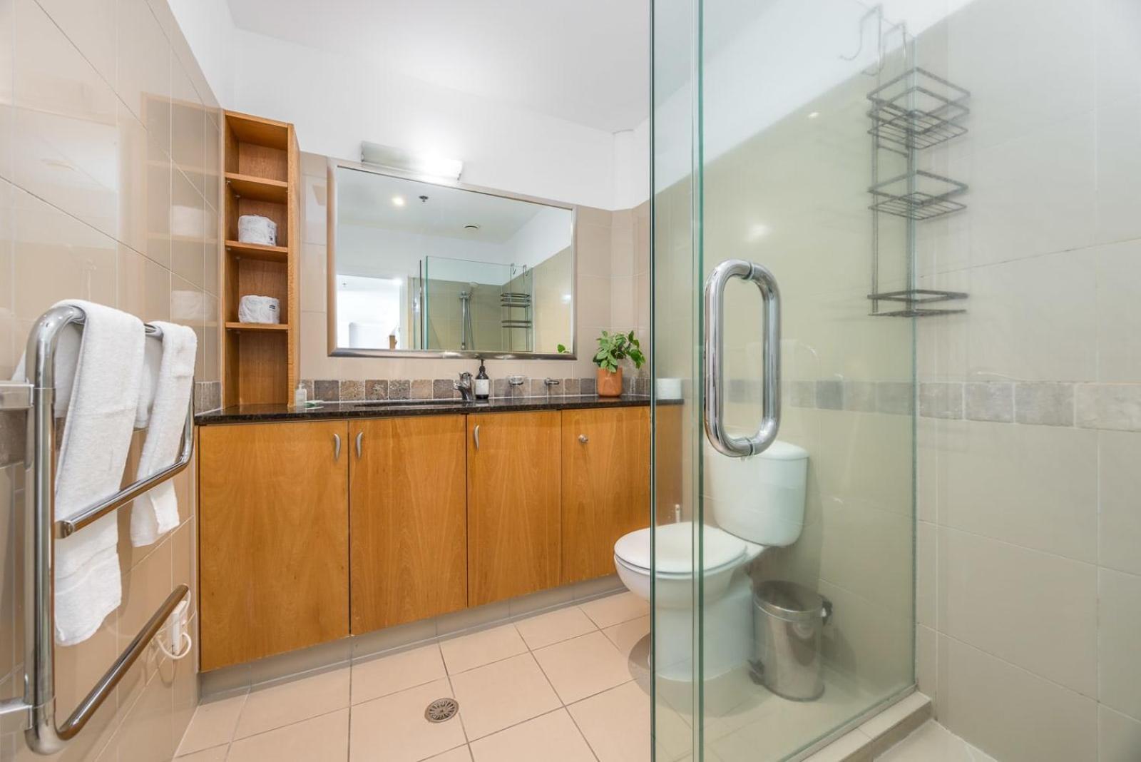 Beautiful Renovated 2 X Bdrm,Perfect Location Auckland Exterior foto